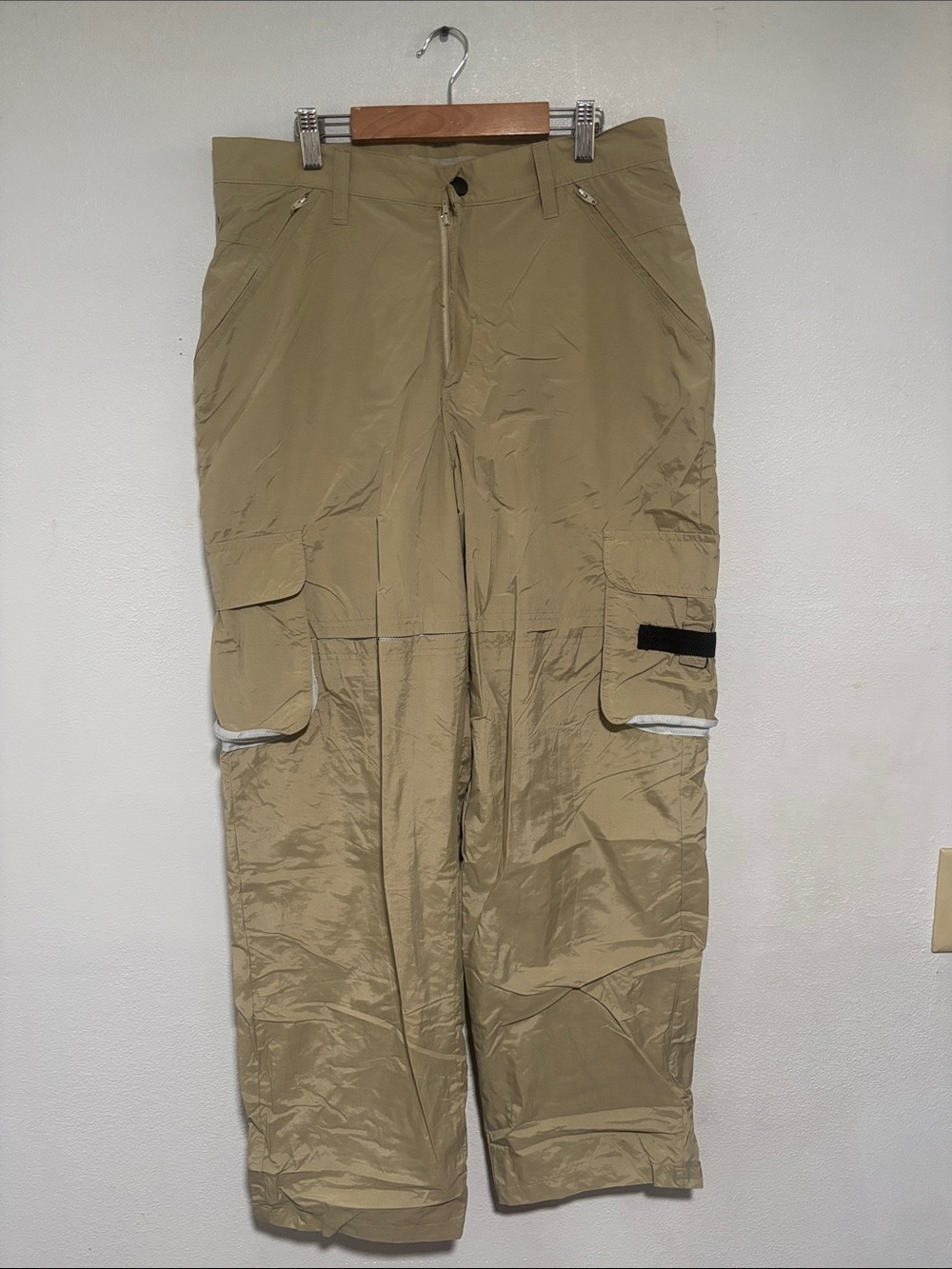VINTAGE 90s B.U.M. Equipment Vented Hiking Pants (parachute pants) men’s size 32